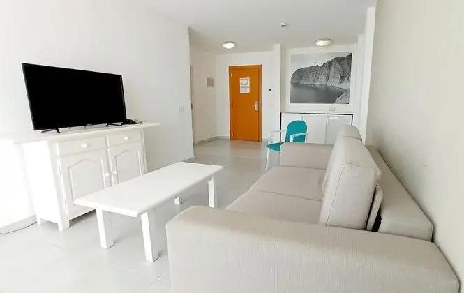 Junior Süit (3 Adults)