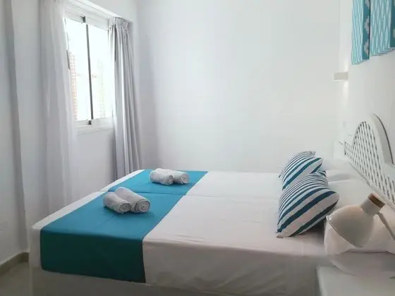 Standard Tek Büyük Yataklı Oda (2 adultos + 1 niño)