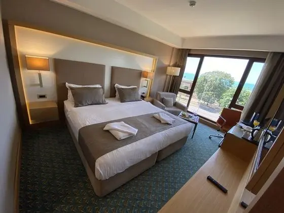 Deluxe Tek Büyük Yataklı Oda, Deniz Manzaralı