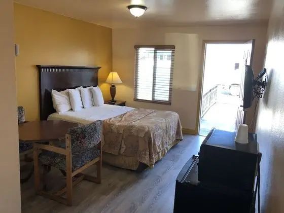 Queen Bed, Non-Smoking