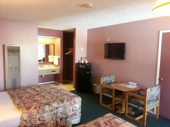 Two Queen Beds, Non-Smoking