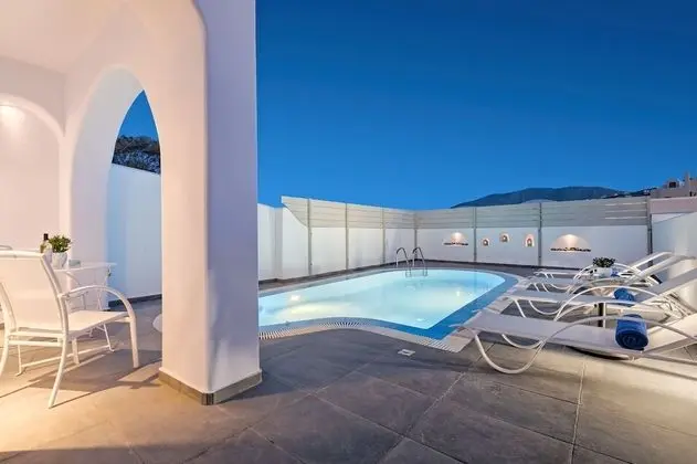 Villa, Kişiye Özel Havuzlu
