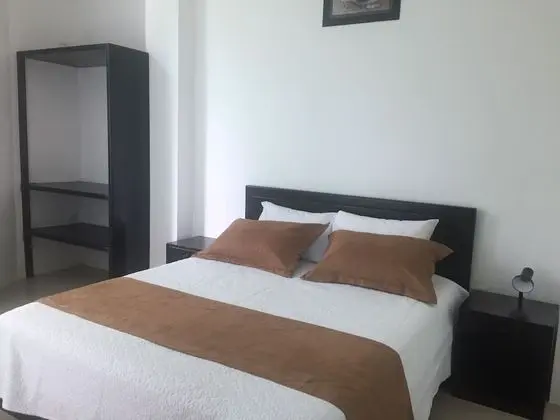 Tek Büyük Yataklı Oda