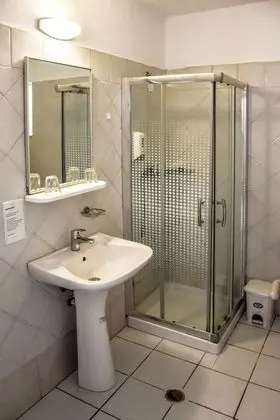 Double or Twin Room Sea View