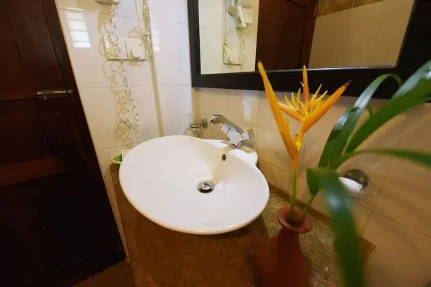 Deluxe Oda, Balkon, Okyanus Manzaralı