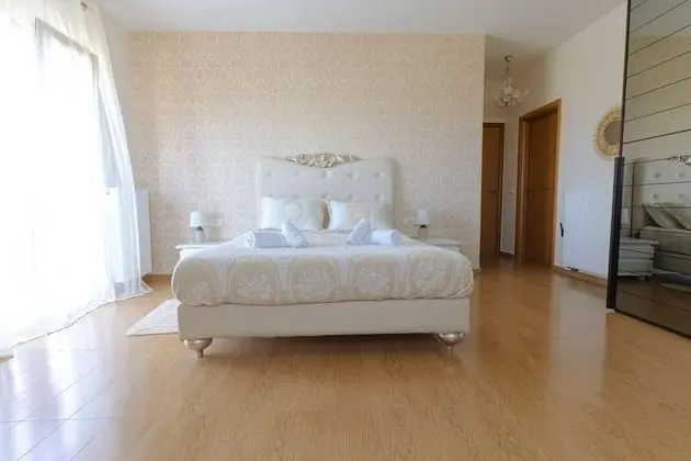 Villa, Birden Çok Yatak