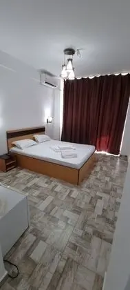 Economy Tek Büyük Yataklı Oda