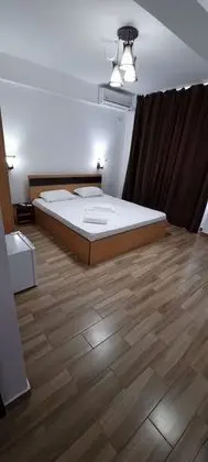 Economy Tek Büyük Yataklı Oda