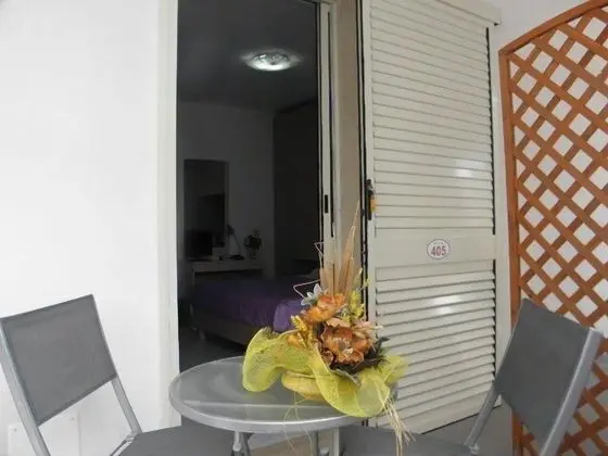 Üç Kişilik Oda
