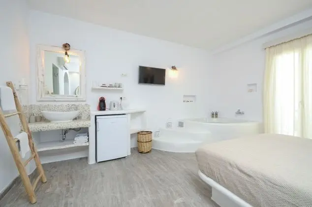 Süit (with Indoor Spa Bath)