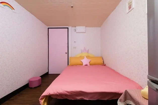 Basic Tek Büyük Yataklı Oda (No Daily Housekeeping)