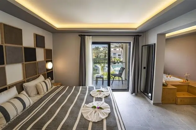 Premium Room, Havuz Manzaralı, Jakuzili