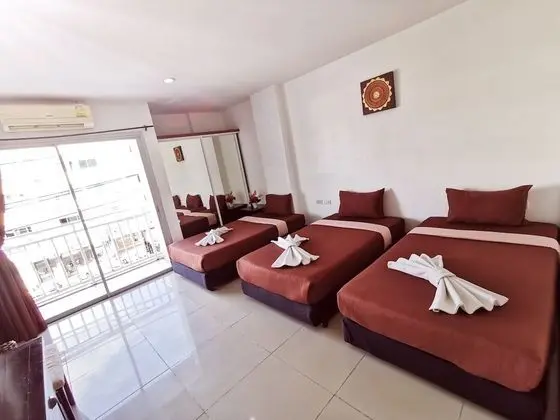 Üç Kişilik Oda
