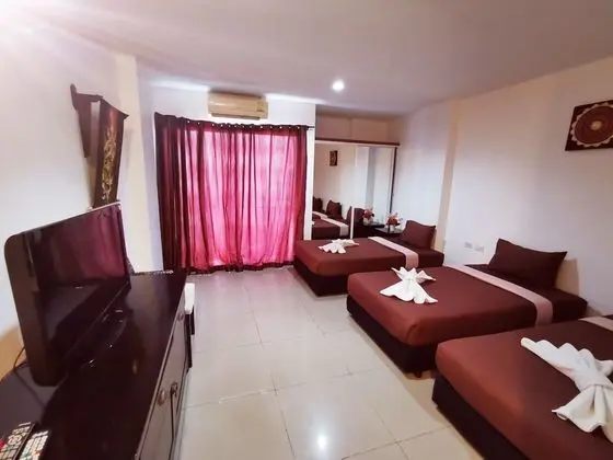 Üç Kişilik Oda