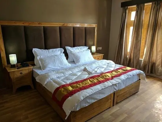 Deluxe Oda, 1 Çift Kişilik Yatak, Sigara İçilebilir
