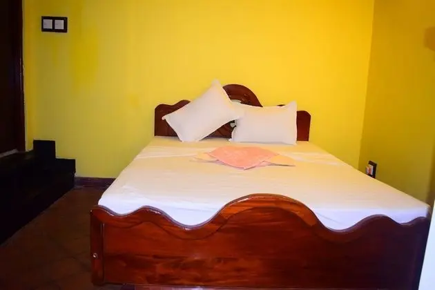 Deluxe Tek Büyük veya İki Ayrı Yataklı Oda, Sigara İçilebilir, Bahçe Manzaralı
