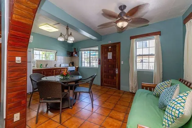 Economy Suite, 2 Double Beds (#2)