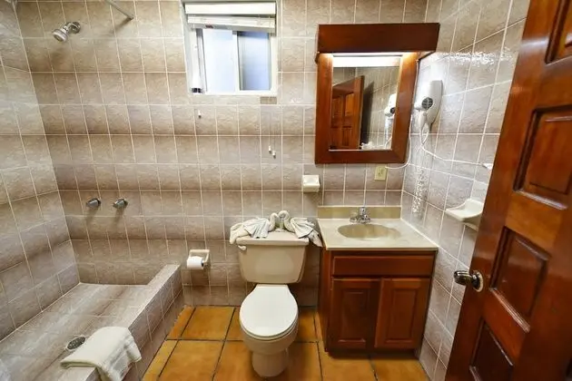 Economy Suite, 2 Double Beds (#2)