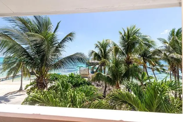 Partial Ocean View Suite, 1 King Bed (#5)