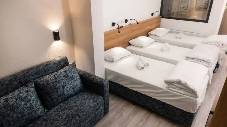 3 Kisilik Standard Custom Deniz Manzarali Oda