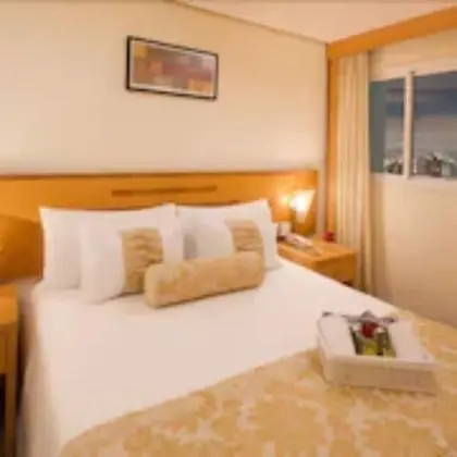 Junior Süit (1 Double and 1 Single Bed)