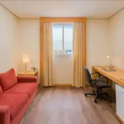 Junior Süit (1 Double and 1 Single Bed)