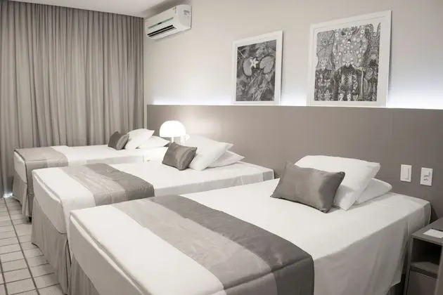 Deluxe Üç Kişilik Oda, Havuz Manzaralı