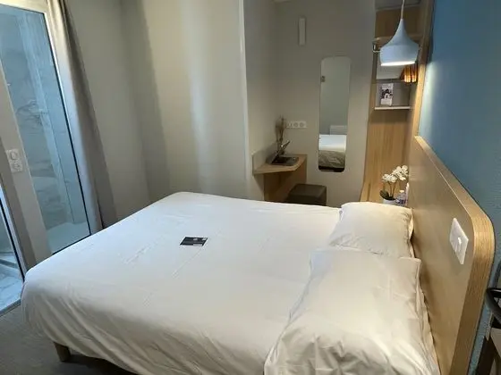 Standard Oda, 1 Çift Kişilik Yatak