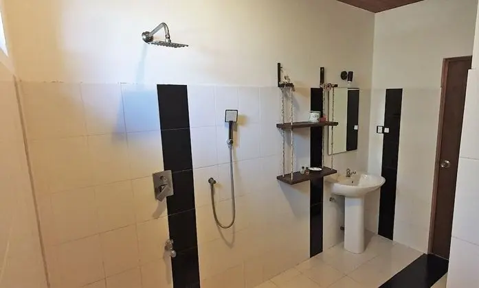 Classic Tek Büyük veya İki Ayrı Yataklı Oda, Bahçe Manzaralı, Bahçeli
