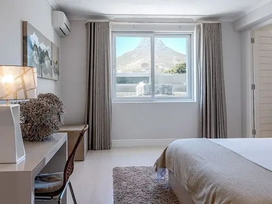 Çatı Katı Süiti (Penthouse)