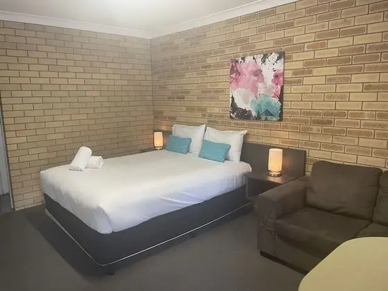 Standard Oda, 1 Büyük (Queen) Boy Yatak, Sigara İçilmez, Buzdolabı ve Mikrodalga