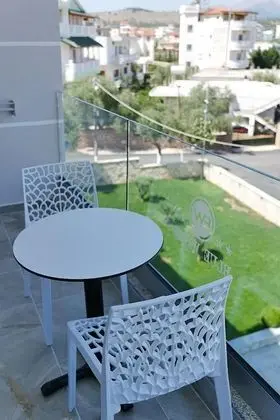 Deluxe Üç Kişilik Oda