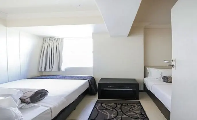 Delüks (Deluxe North Sea-facing Family Room)