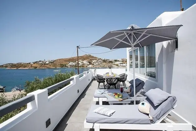 GREY LUXURY HOUSE  SEA FRONT