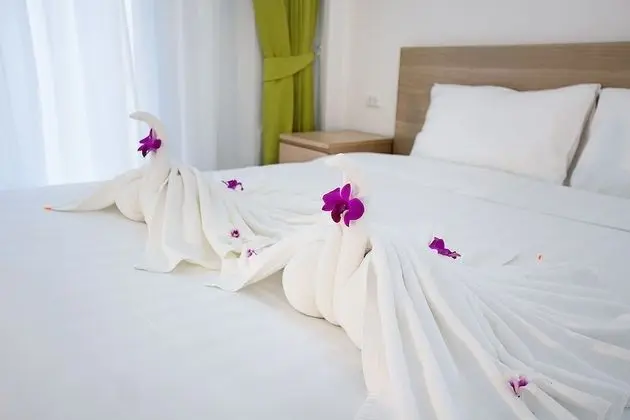 3 Bedrooms Villa