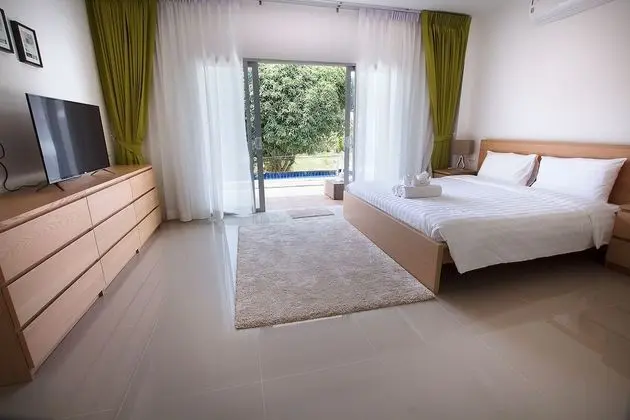 3 Bedrooms Villa