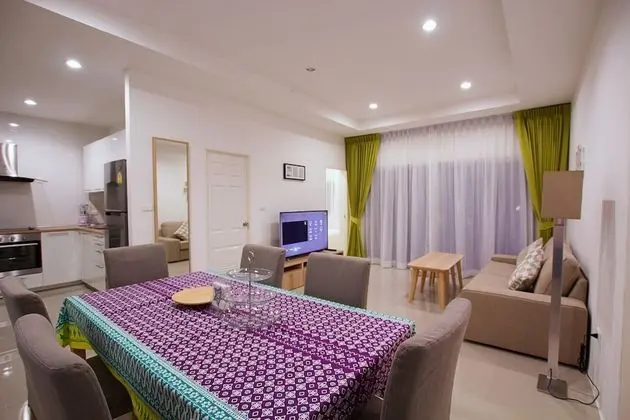 3 Bedrooms Villa