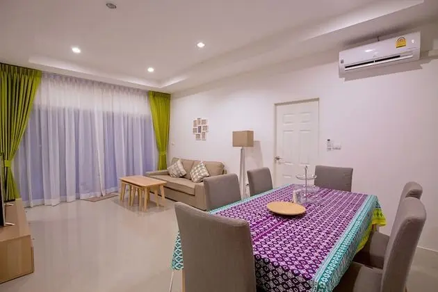 3 Bedrooms Villa