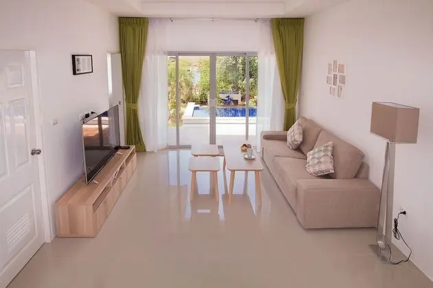3 Bedrooms Villa