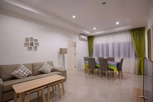 3 Bedrooms Villa