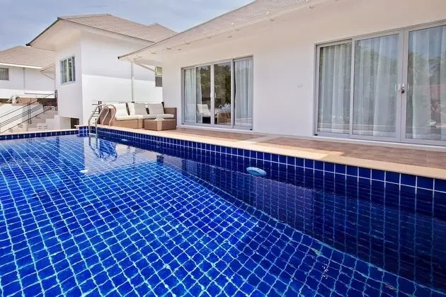 3 Bedrooms Villa