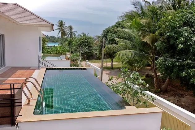 3 Bedrooms Villa