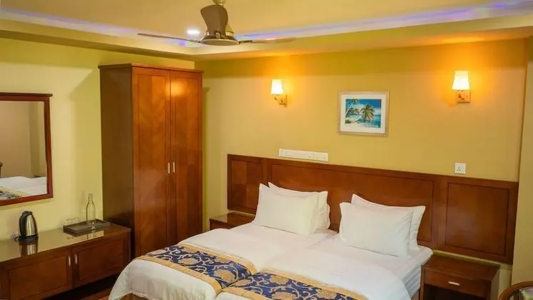 Deluxe Üç Kişilik Oda