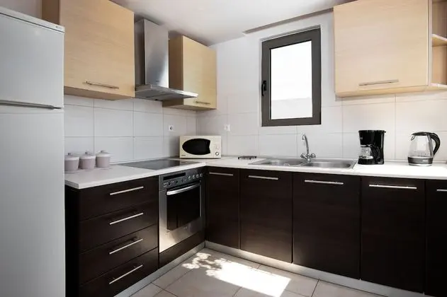 Villa, 4 Yatak Odası (2 seperate entrances, 2 Floors)