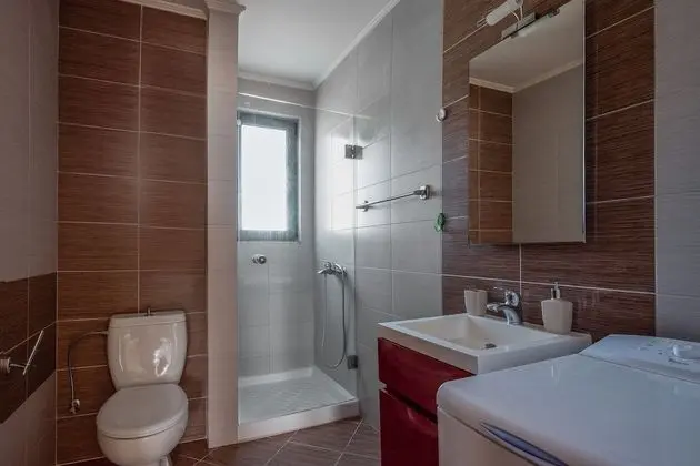 Villa, 4 Yatak Odası (2 seperate entrances, 2 Floors)