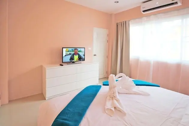 2 Bedrooms Villa