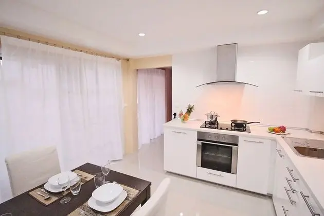 2 Bedrooms Villa