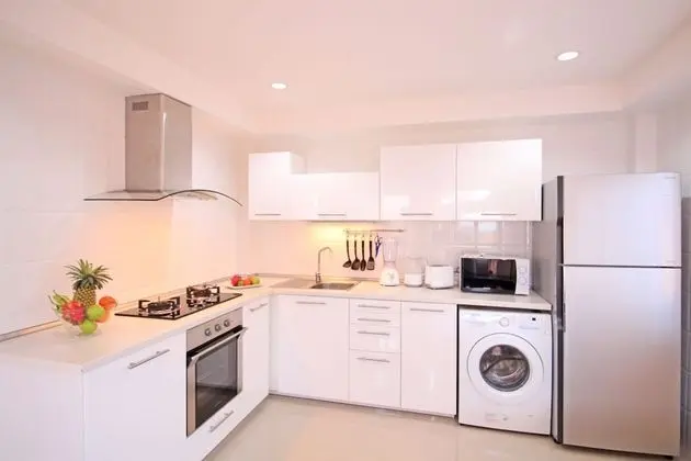 2 Bedrooms Villa