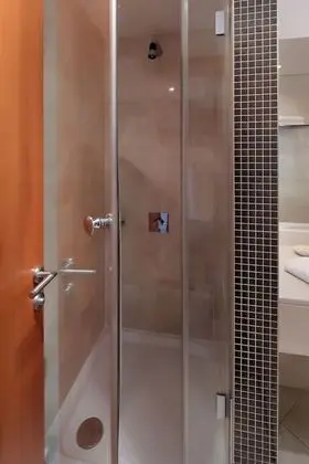Superior Tek Büyük Yataklı Oda, Balkon, Deniz Manzaralı