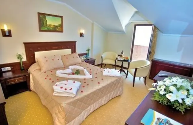 Suite, Kara Manzaralı